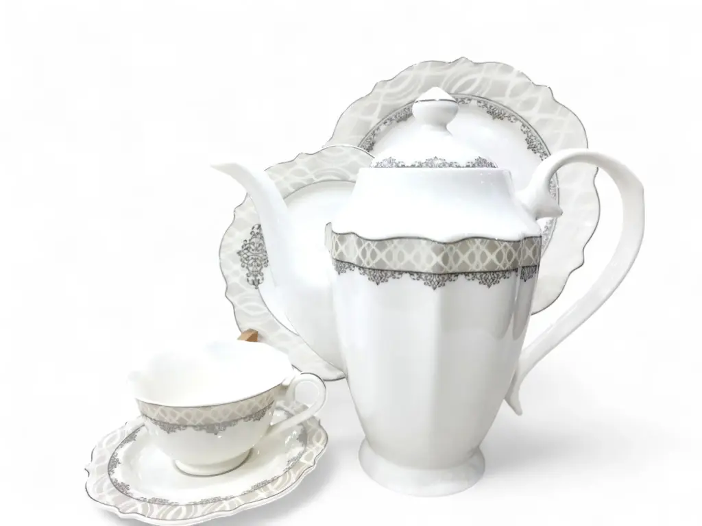 Tea Set Bone China Yamatos Collection 24 Pieces 6 Person